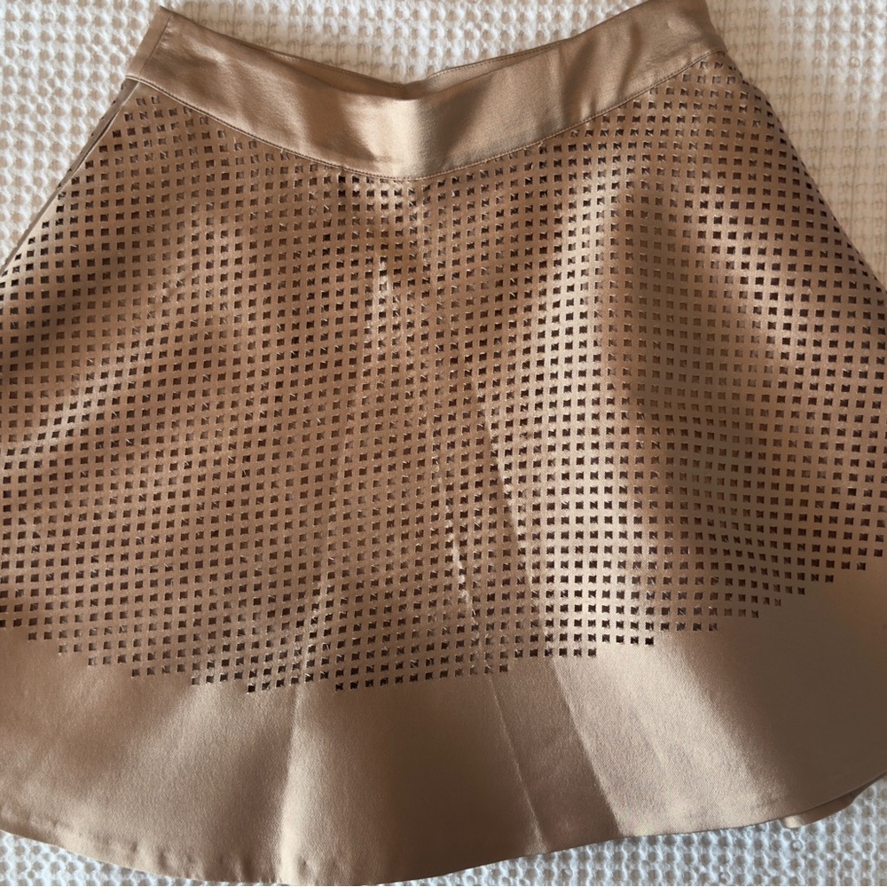 Club Monaco Beige Perforated Mini Skirt - Picture 4 of 8